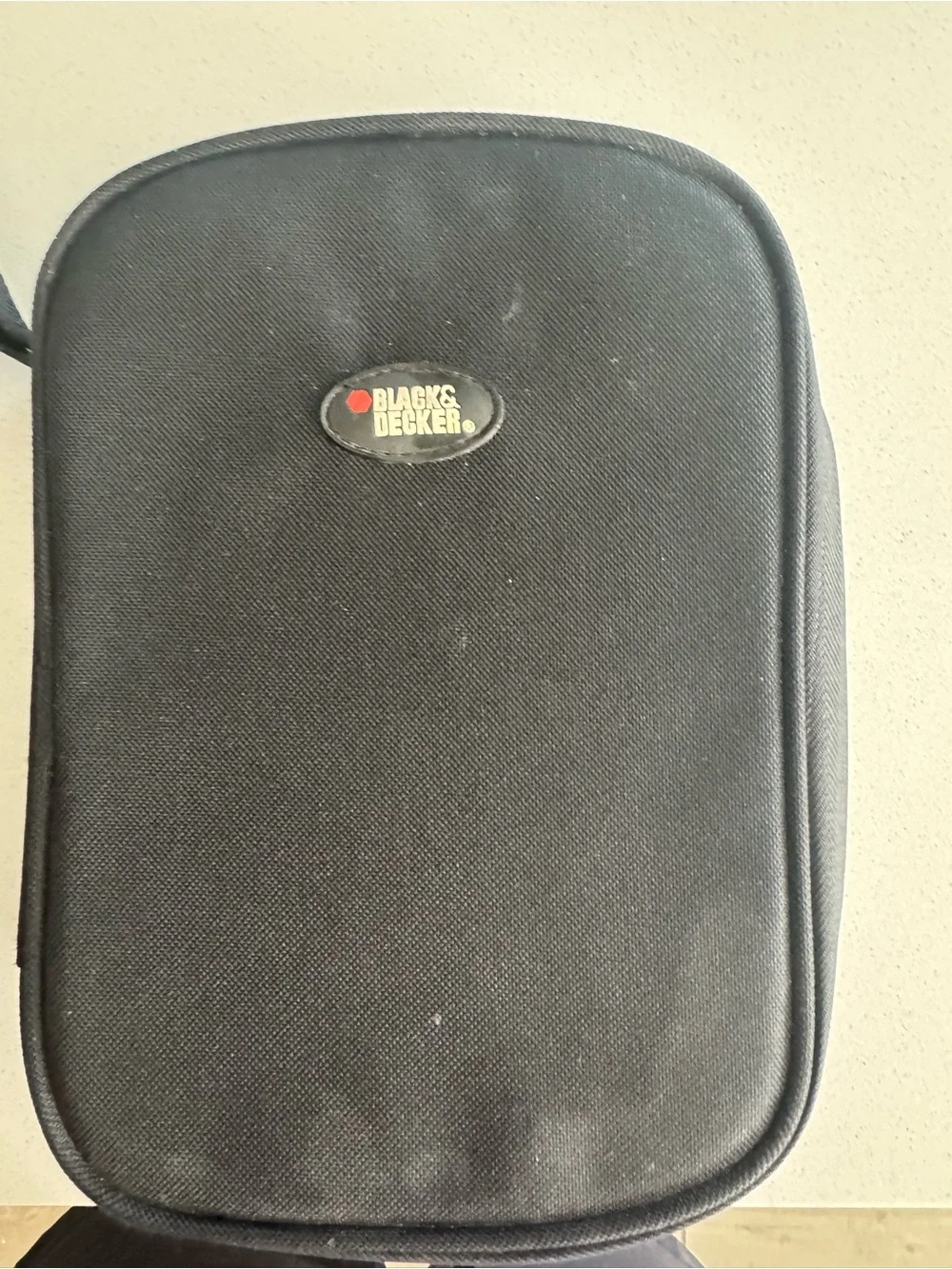 Black & Decker BullsEye Laser Level Stud Finder - Metal - AC  Wire Sensor w/case